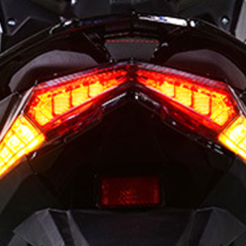 150cc скутер со светомеханической приборной панелью серии WOLF-X