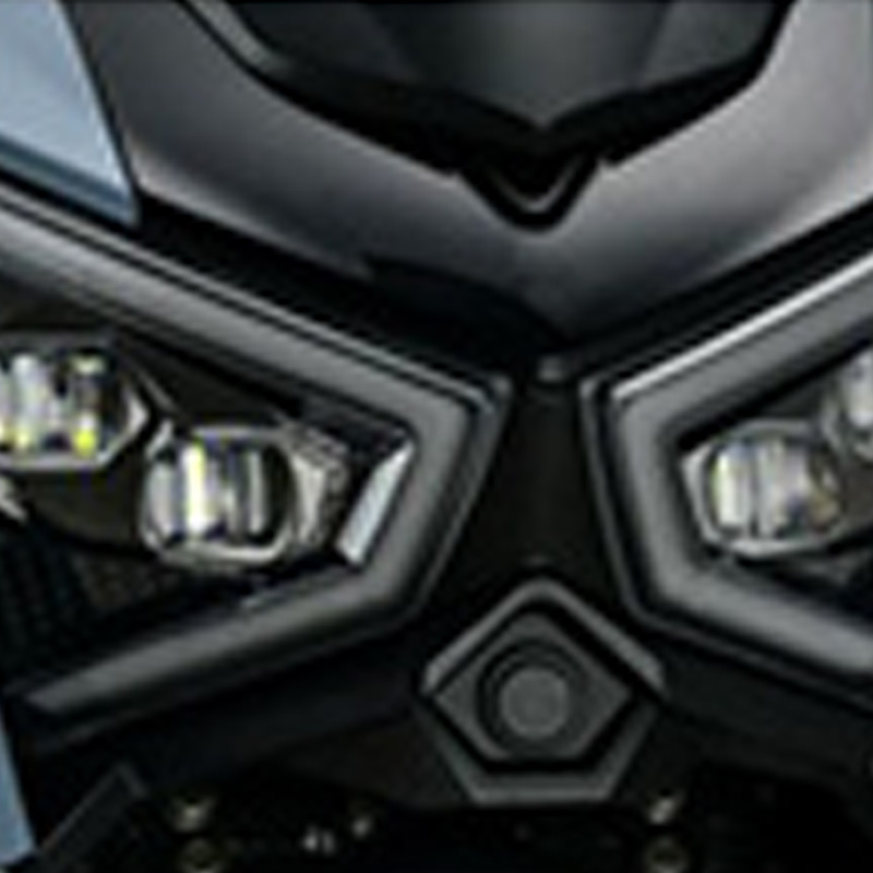 170cc скутер с поднятым ветровым стеклом и раздельными сиденьями серии Z-Max